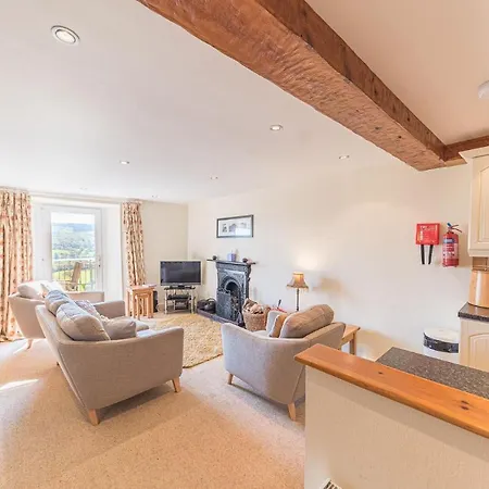 Tanderra קוניסטון